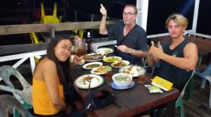 Gerry, Karin und Felix beim ausgiebigen Dinner